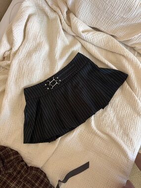 Striped Mini Skirt pinstripe belt buckles black grey
